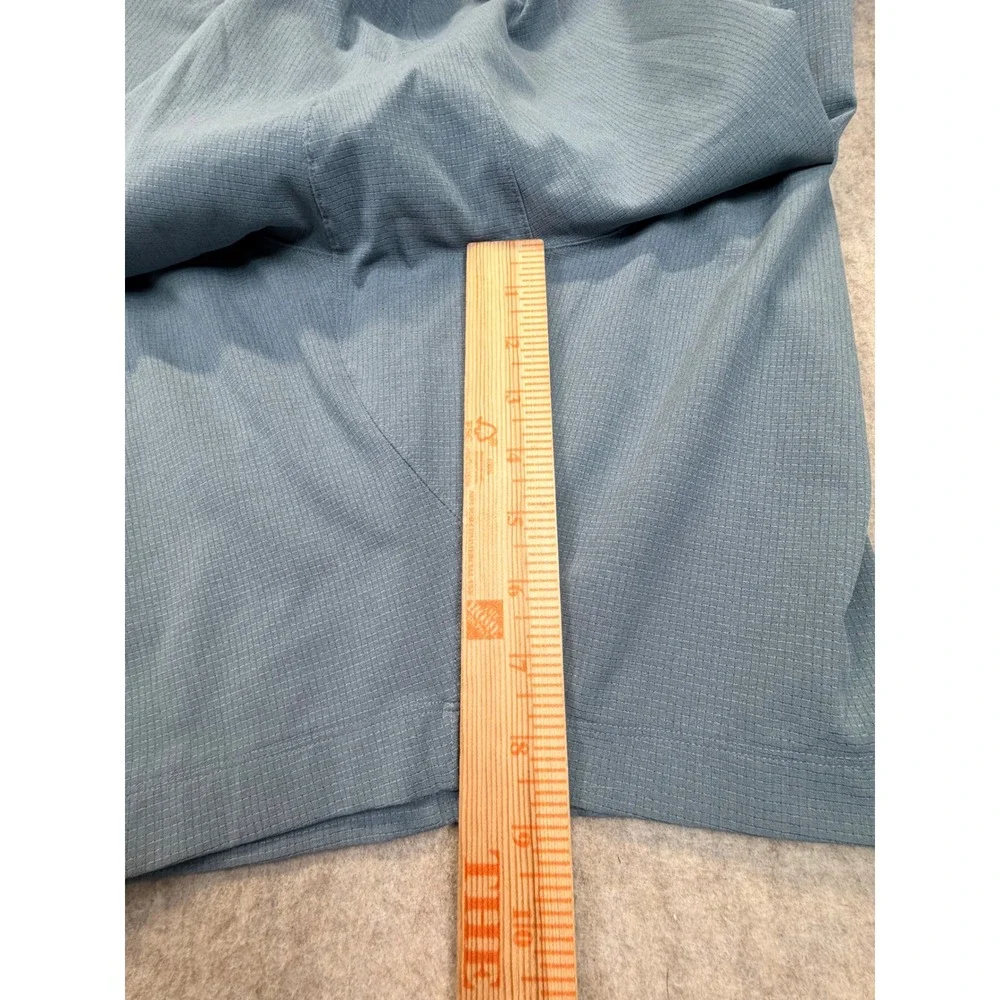 Lululemon Commission Short Men 40 Iron Blue Textured Grid Performance Golf
